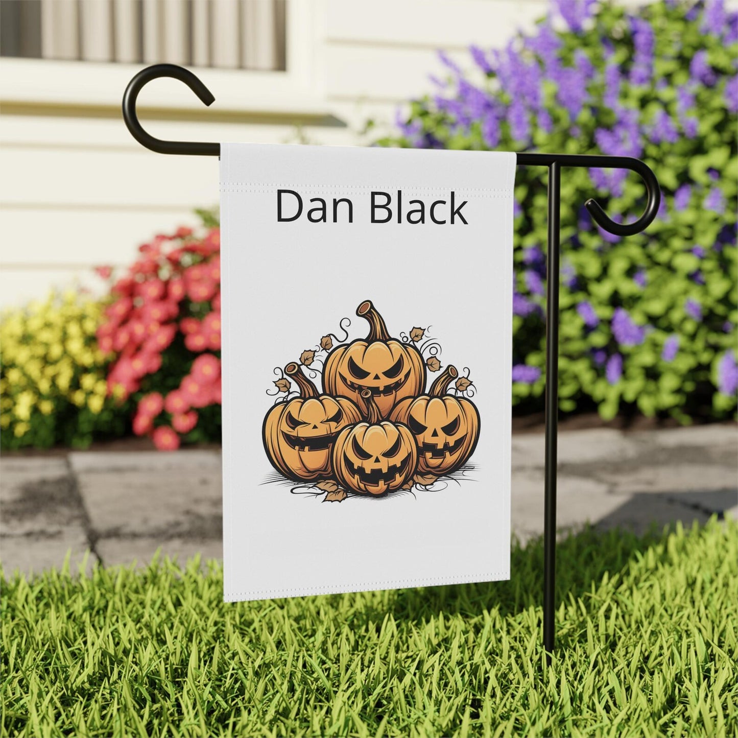Jack-o'-Lantern Pumpkin Pile Garden Flag